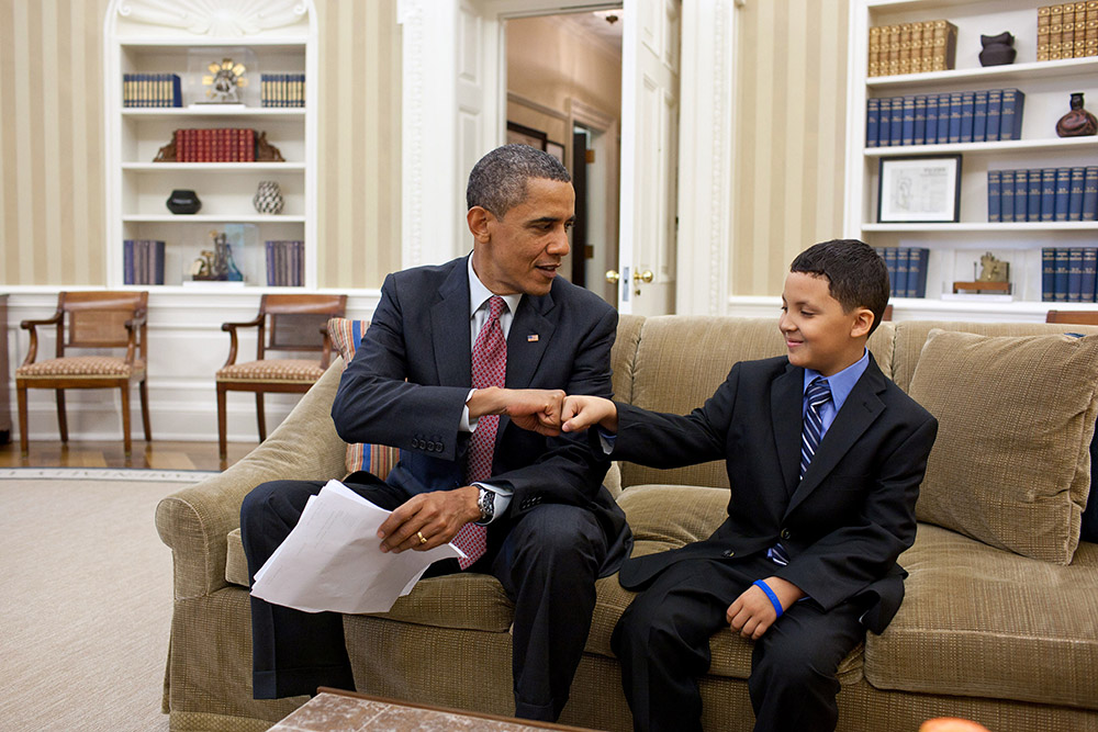 Barack Obama with Diego Diaz, who wrote the president a letter. (Photo/Flickr)