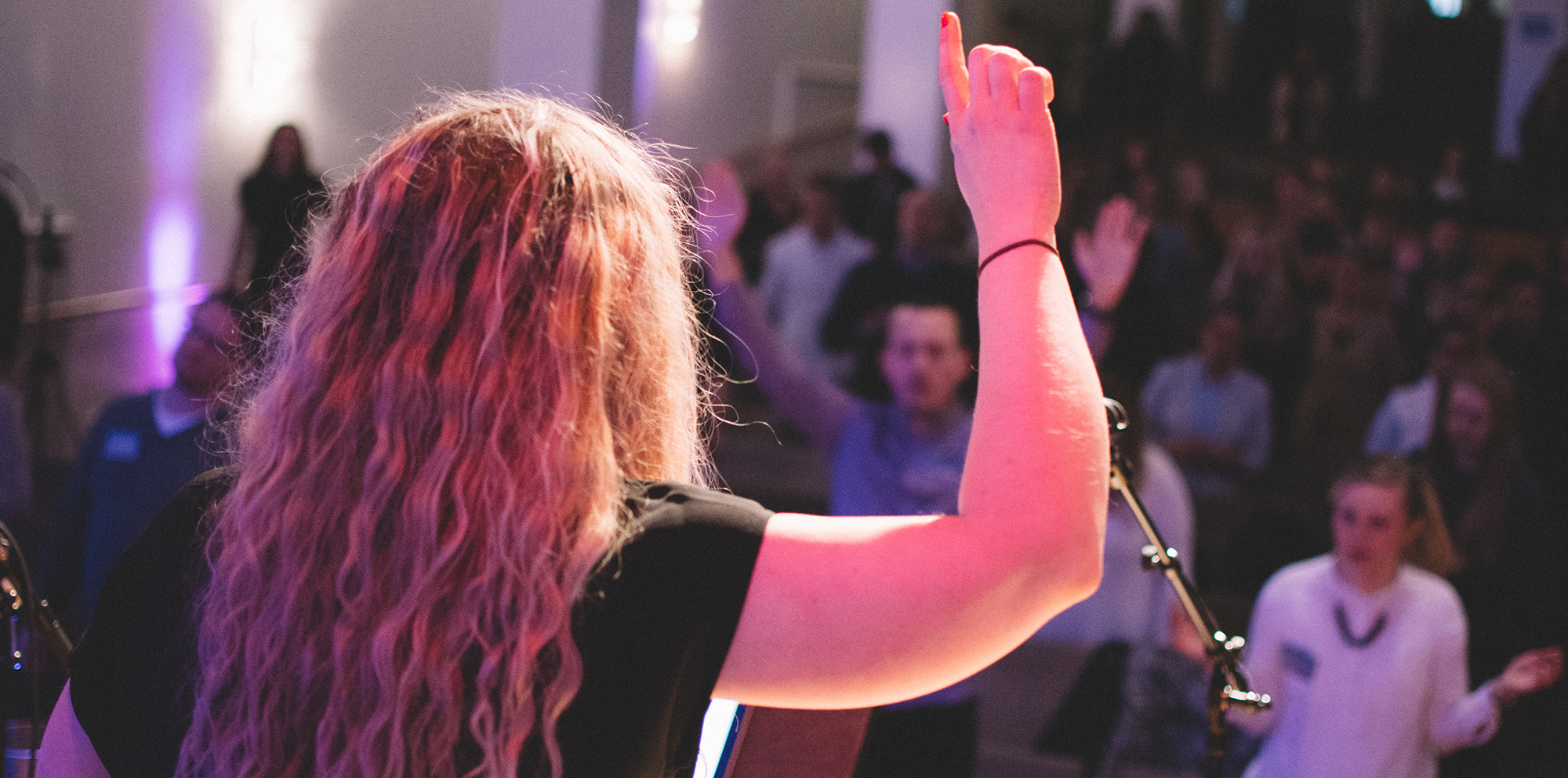 Now There’s A Movement To Bar Women As Worship Leaders In Churches ...