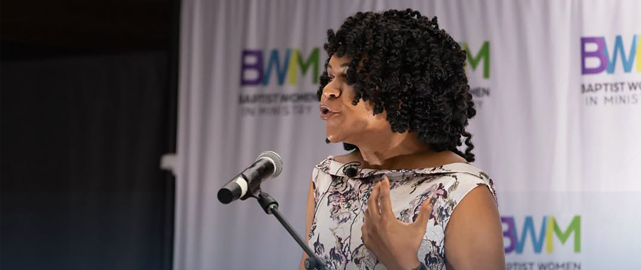 Tell the stories of women in church leadership, Vanderbilt dean urges