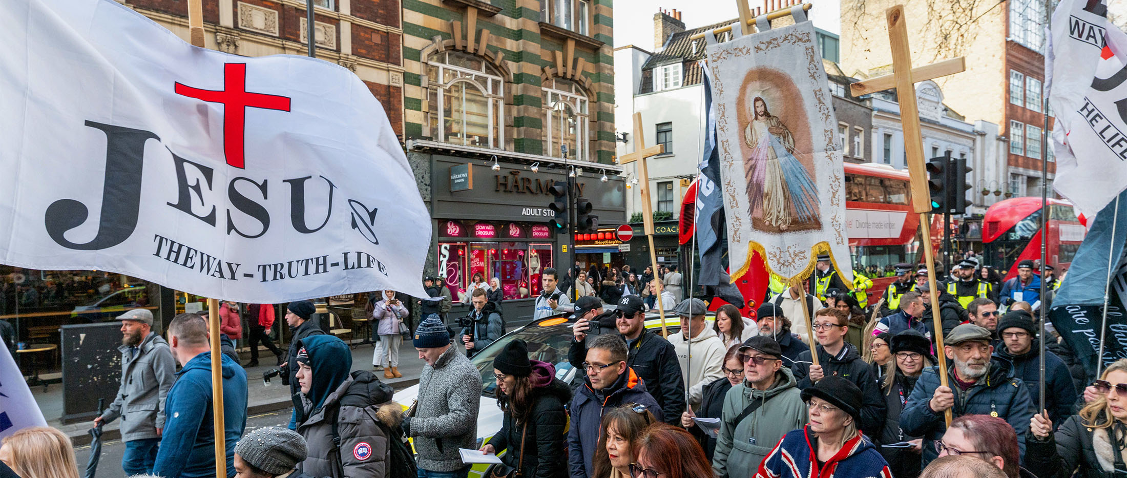 Social media and rallies drive growth of Christian nationalism in UK