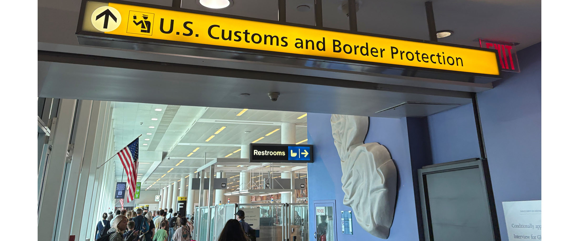 High court says feds can deny reentry to Green Card holders